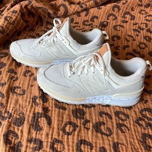 Neutral new balance shoe